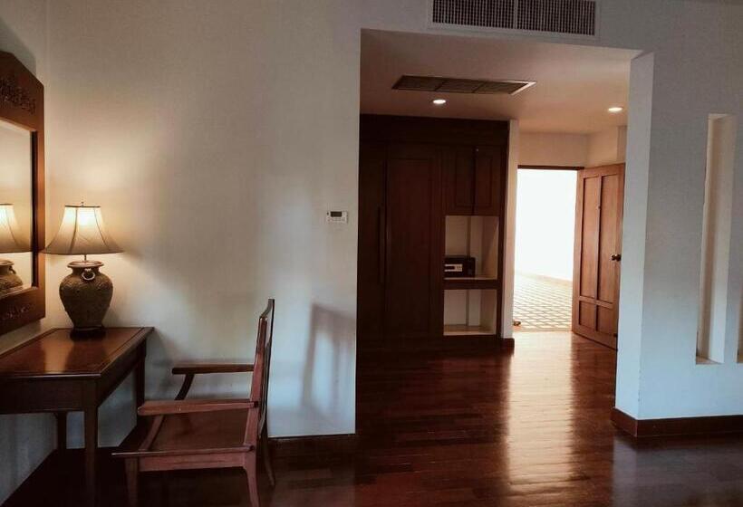 اتاق لوکس, Teak Garden Resort, Chiang Rai