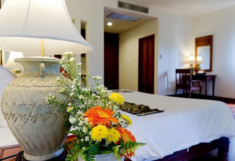 اتاق لوکس, Teak Garden Resort, Chiang Rai
