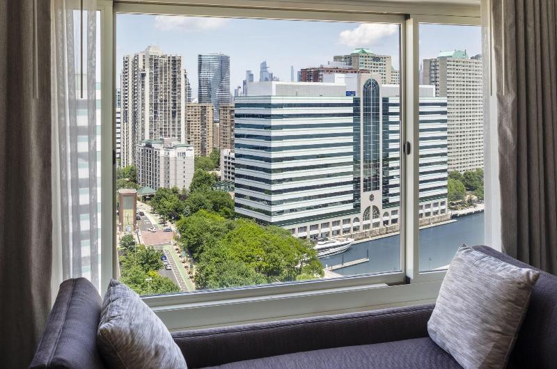 اتاق لوکس با تخت بزرگ, The Westin Jersey City Newport