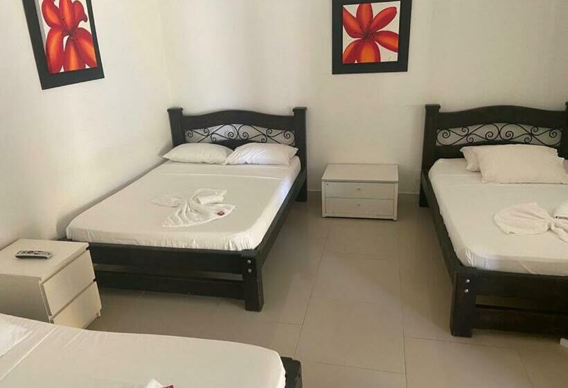 اتاق خانوادگی, Finca Hotel La Quinta De Torrione