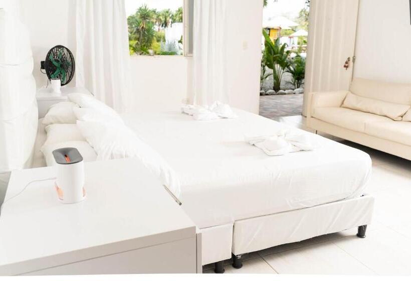 اتاق لوکس, Finca Hotel La Quinta De Torrione