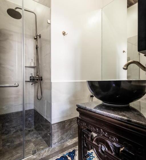 اتاق استاندارد با بالکن, Punyashthiti Villa