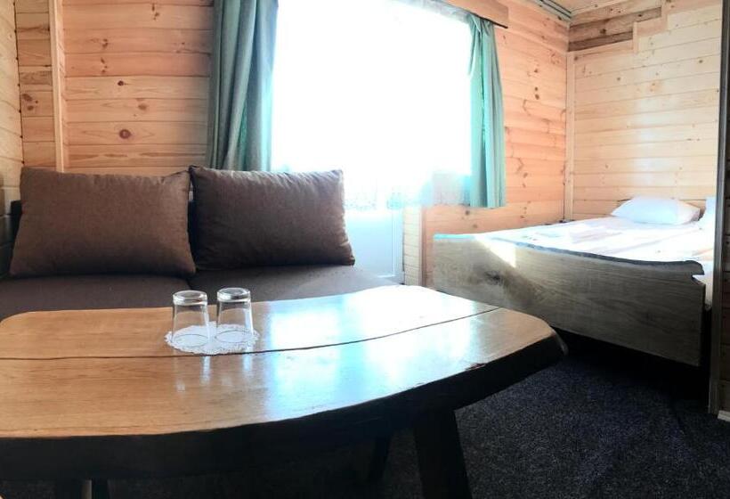 اتاق خانوادگی, Alpin Eco Chalet & Wellness