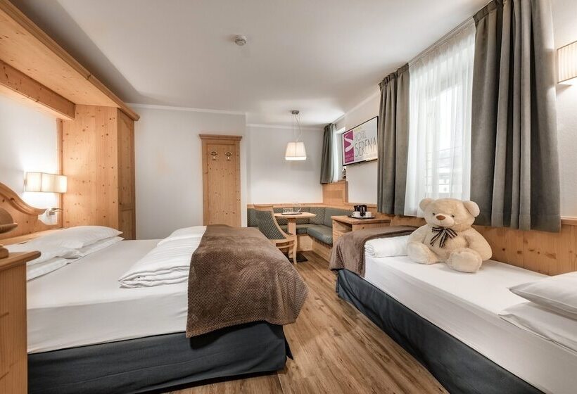 اتاق سوپریور سه تخته, Family Hotel Serena