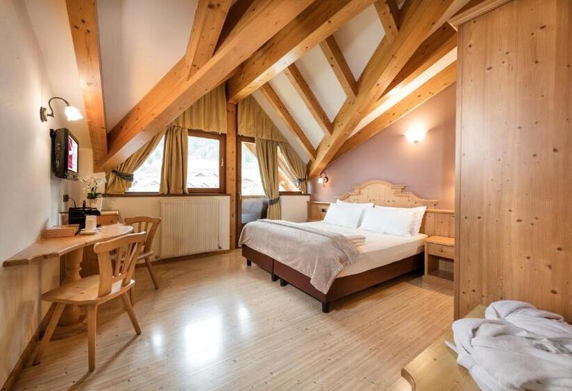 اتاق لوکس, Family Hotel Serena