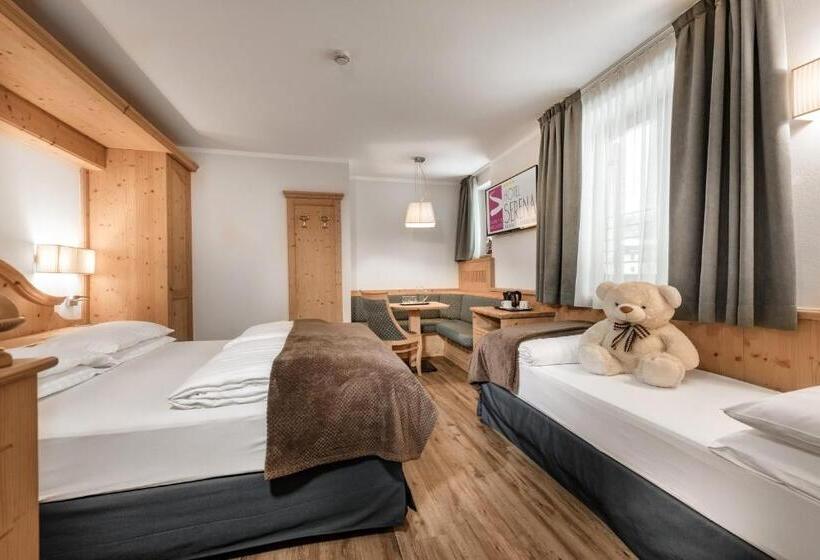 اتاق سوپریور سه تخته, Family Hotel Serena