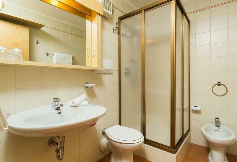آپارتمان اکونومی 1 خوابه, Ambiez Residence