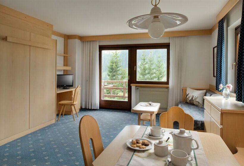 استودیوی استاندارد, Apartments Boè