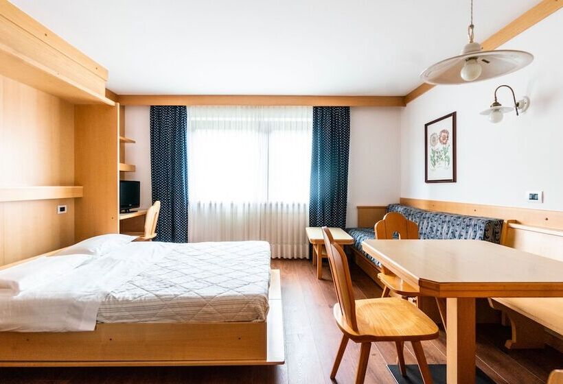 استودیوی استاندارد, Apartments Boè