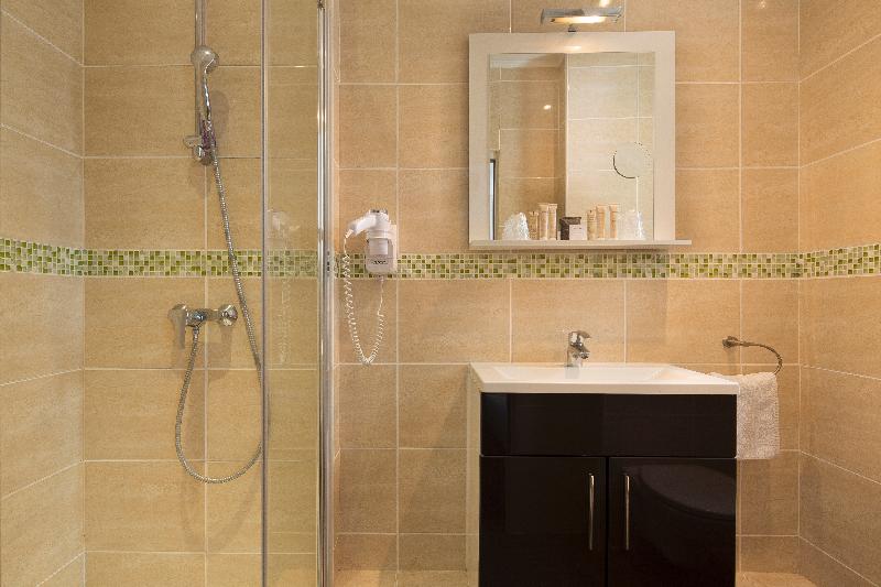 اتاق سوپریور سه تخته, Chatillon Paris Montparnasse