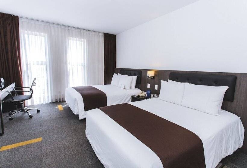 Standard Room Adapted for people with reduced mobility, Costa Del Sol Wyndham Lima Airport