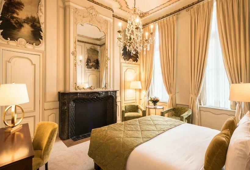 سوییت جونیور, Dukes  Palace Brugge   By Dukes  Hotel Collection
