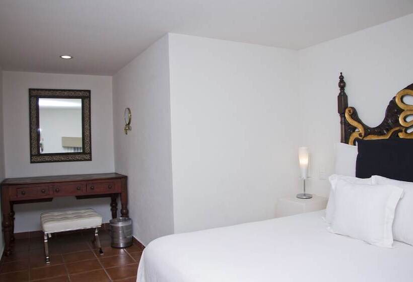 סוויטת ג'וניור, Herencia By Hosting House