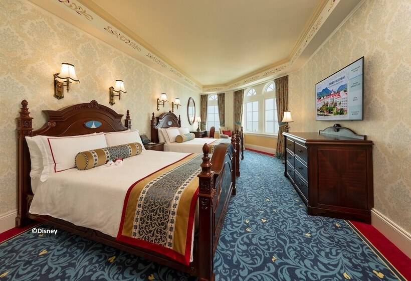 Suite Club, Hong Kong Disneyland