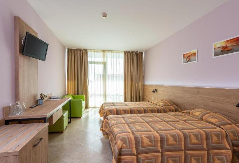اتاق استاندارد یک نفره, Ivana Palace Hotel   Free Parking