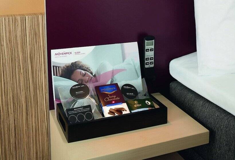 Standard Room, Mövenpick  Stuttgart Airport