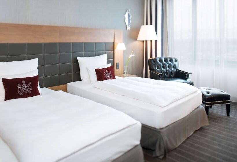 Chambre Standard, Mövenpick  Stuttgart Airport