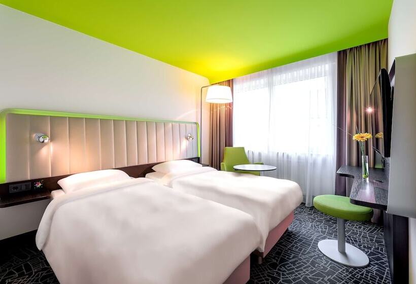 Standard Room, Park Inn By Radisson Nurnberg