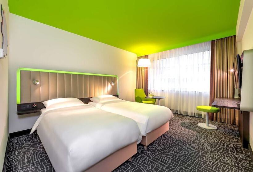 Superior Room, Park Inn By Radisson Nurnberg