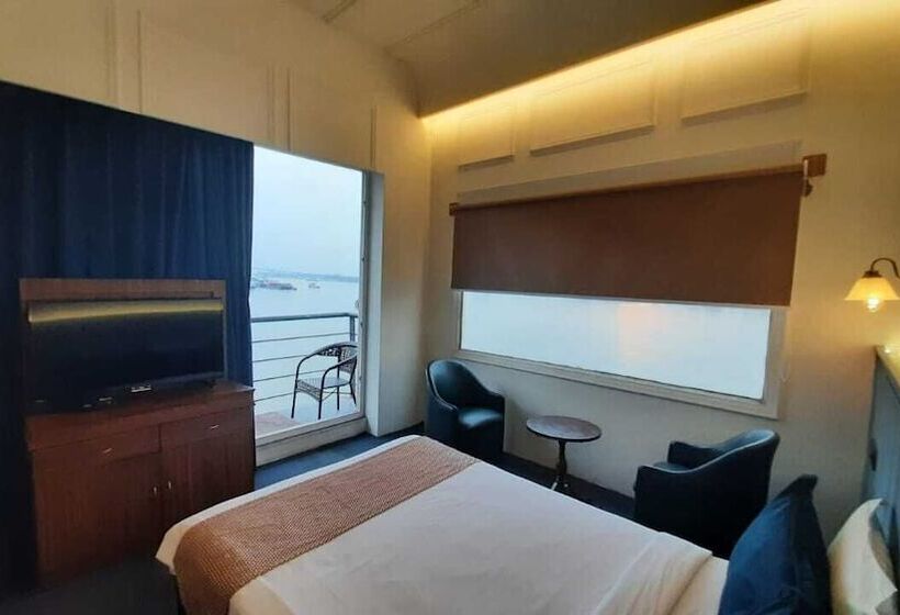 标准间, Polo Floatel Kolkata