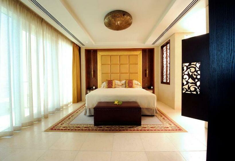 Suite, Raffles Dubai