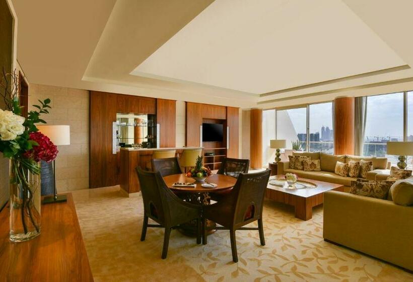 Suite, Raffles Dubai