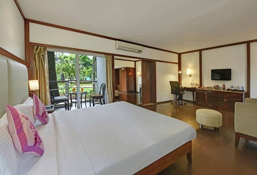 수피리어 룸, Royal Orchid Resort & Convention Centre, Yelahanka Bangalore
