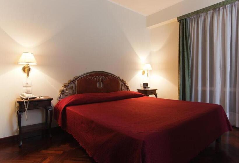 سوییت جونیور, Villa Pigna