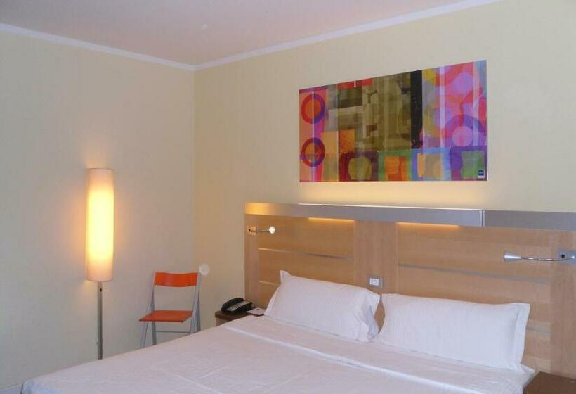 اتاق استاندارد چهار تخته, Idea Hotel Milano San Siro