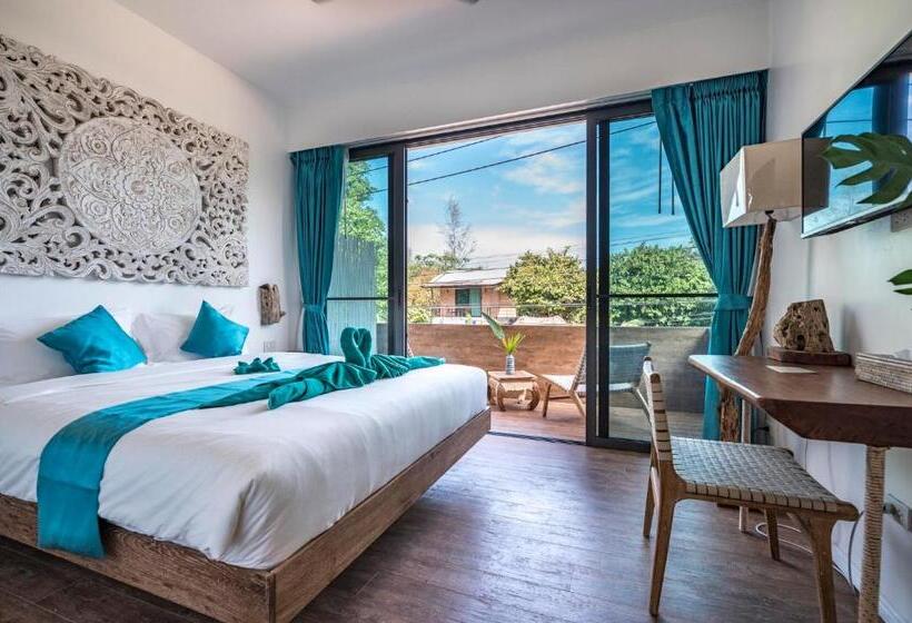 اتاق لوکس با بالکن, By The Sea Koh Mak Boutique Guesthouse