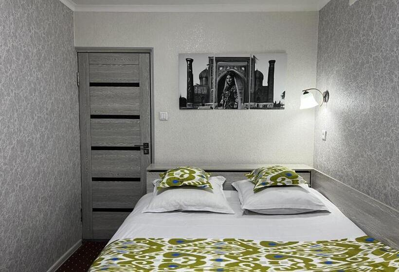 آپارتمان 1 خوابه, Status House