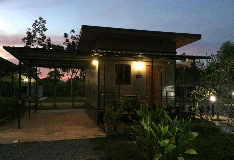 اتاق عادی, Happy Resort Bandung