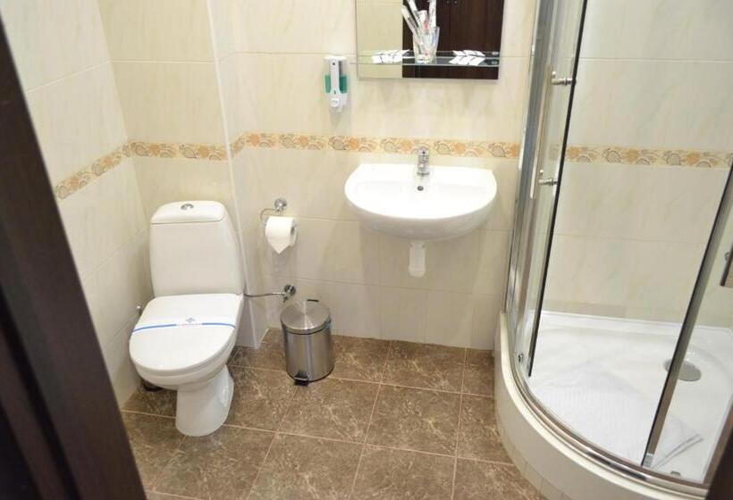 اتاق لوکس, три сімки