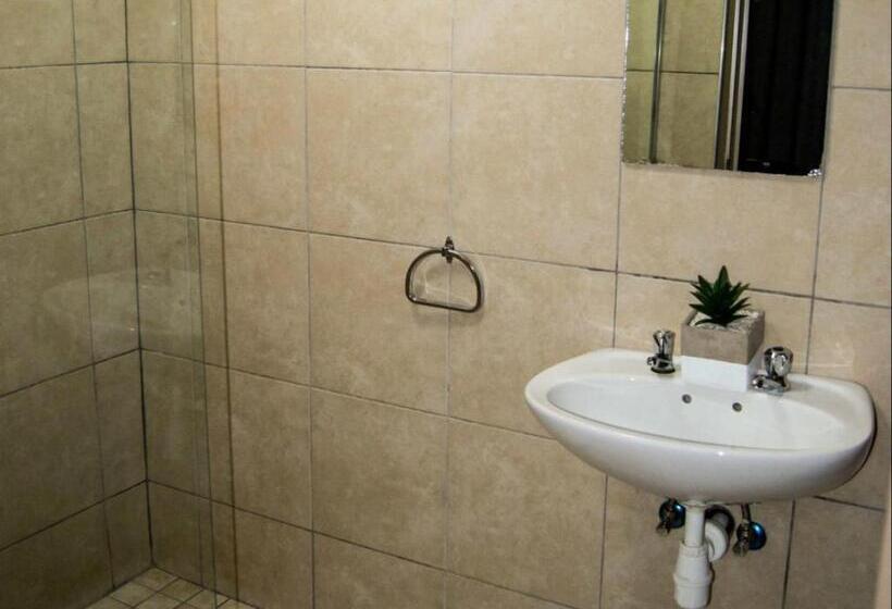 اتاق استاندارد یک نفره, Aps Guesthouse