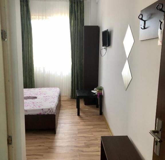 اتاق اکونومی, Vila Bordei Verde