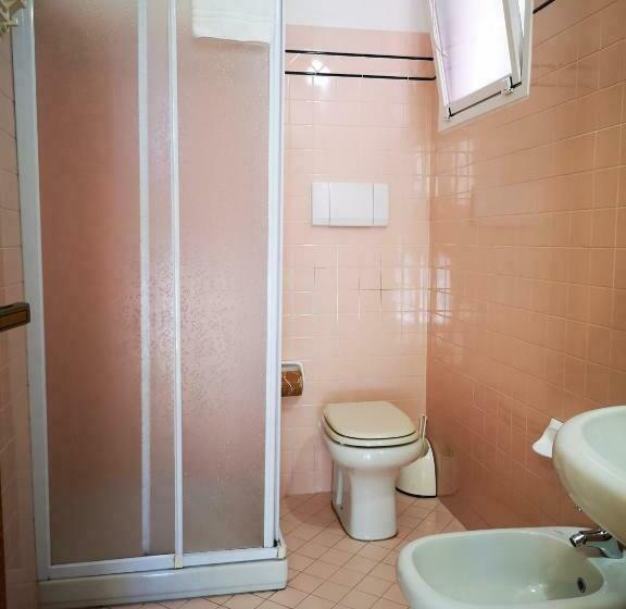 استودیوی استاندارد, Residence Rosa