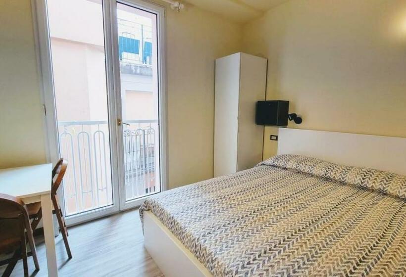 استودیوی استاندارد, Residence Rosa