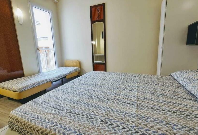 استودیوی استاندارد, Residence Rosa