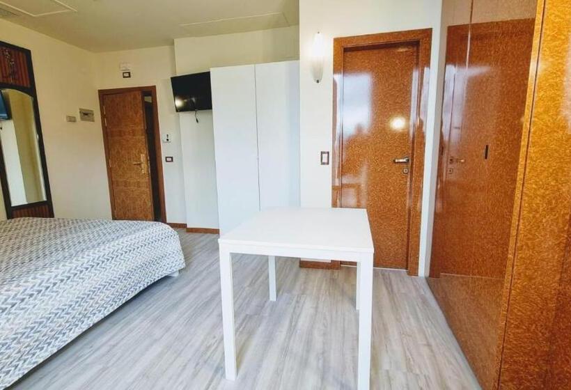 استودیو استاندارد با بالکن, Residence Rosa