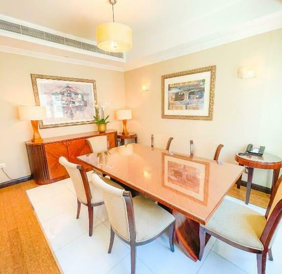 اتاق پرمیوم, Swissotel Al Murooj Dubai