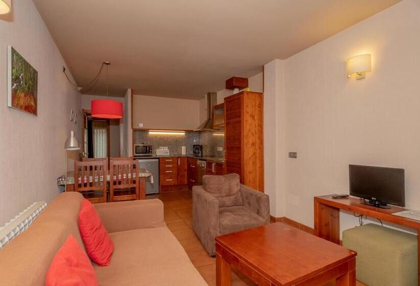 2 Bedroom Apartment, Aparthotel Bellver