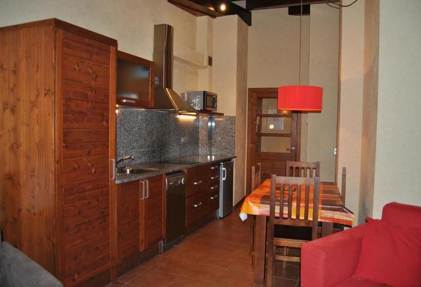 آپارتمان 2 خوابه, Aparthotel Bellver