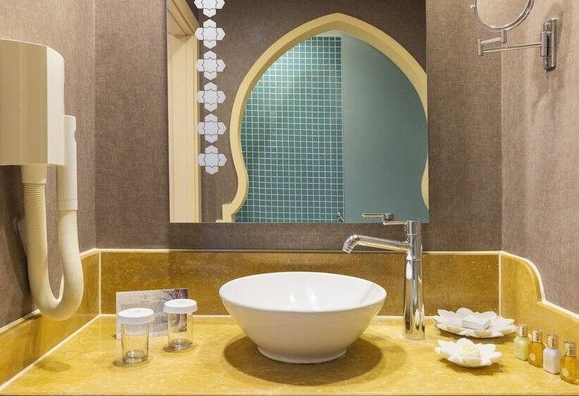 اتاق استاندارد با چشم‌انداز باغ, Spice Hotel & Spa