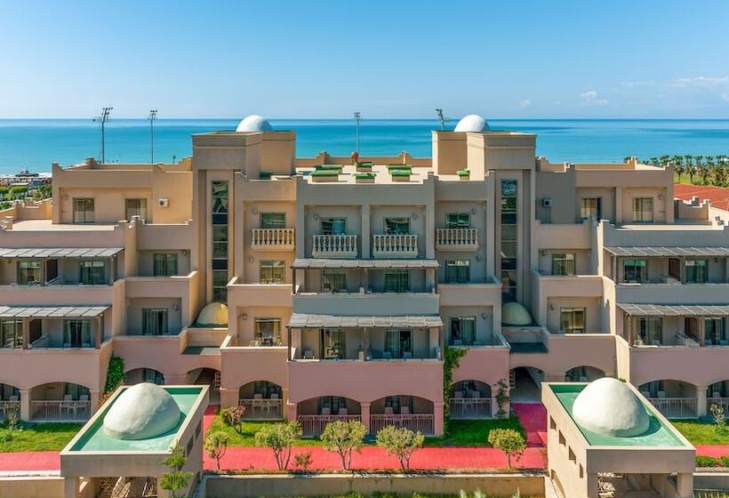 اتاق خانوادگی, Spice Hotel & Spa