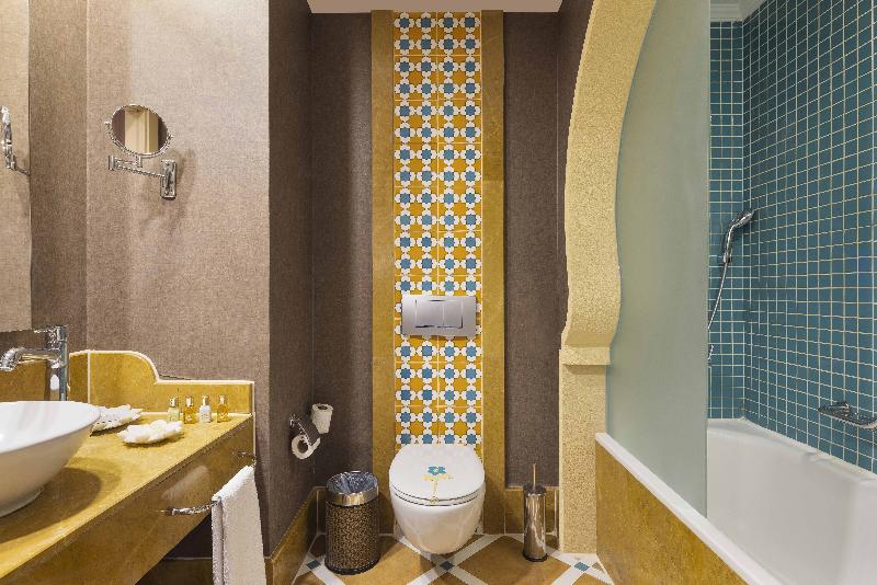اتاق استاندارد با چشم‌انداز دریا, Spice Hotel & Spa
