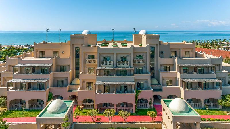 اتاق خانوادگی, Spice Hotel & Spa