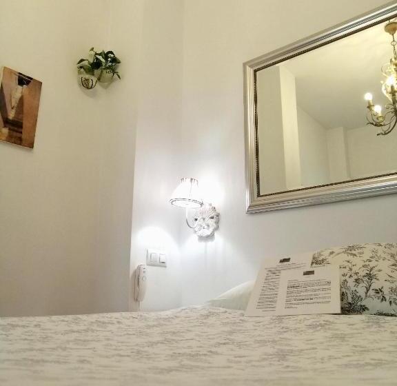 اتاق استاندارد در طبقه همکف, Un Patio Al Sur