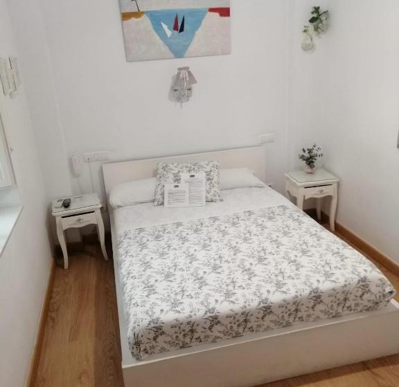 اتاق استاندارد اینتریور, Un Patio Al Sur