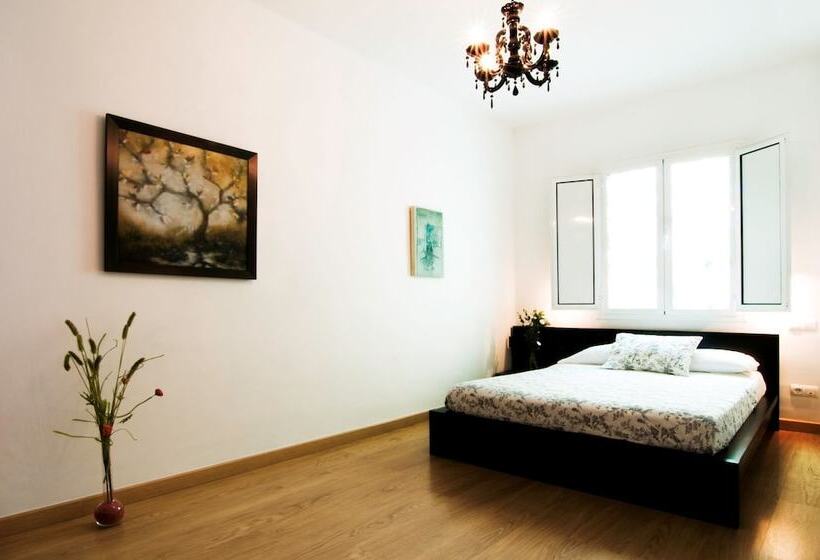 اتاق لوکس, Un Patio Al Sur