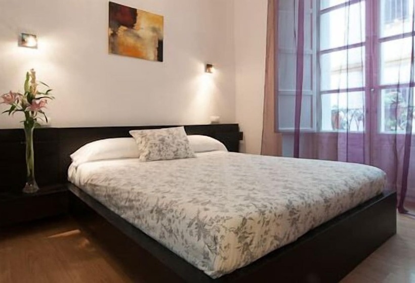 اتاق سوپریور, Un Patio Al Sur